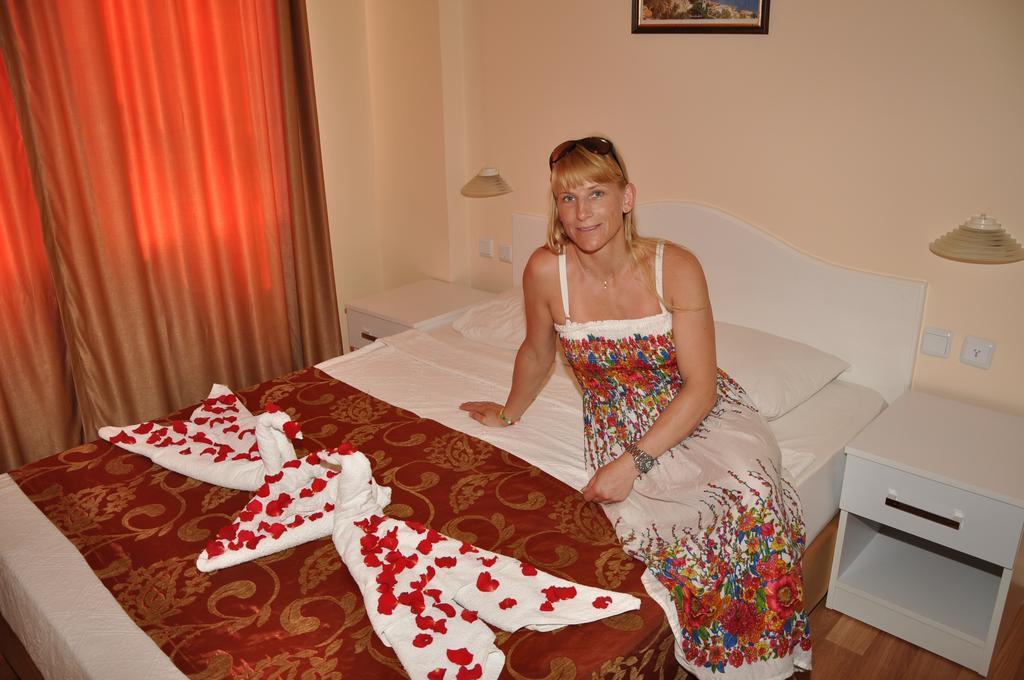 Kleopatra South Star Apart Alanya Esterno foto